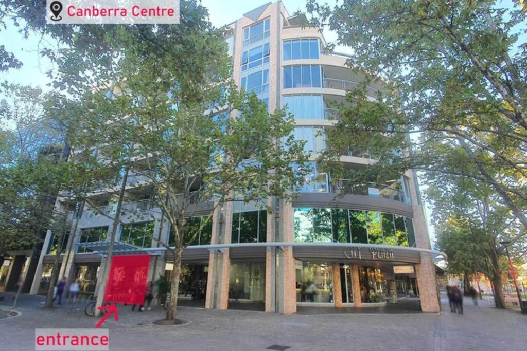Dana-Cozy Private Room In Shared Central Apt-Rm 2 Canberra Bagian luar foto